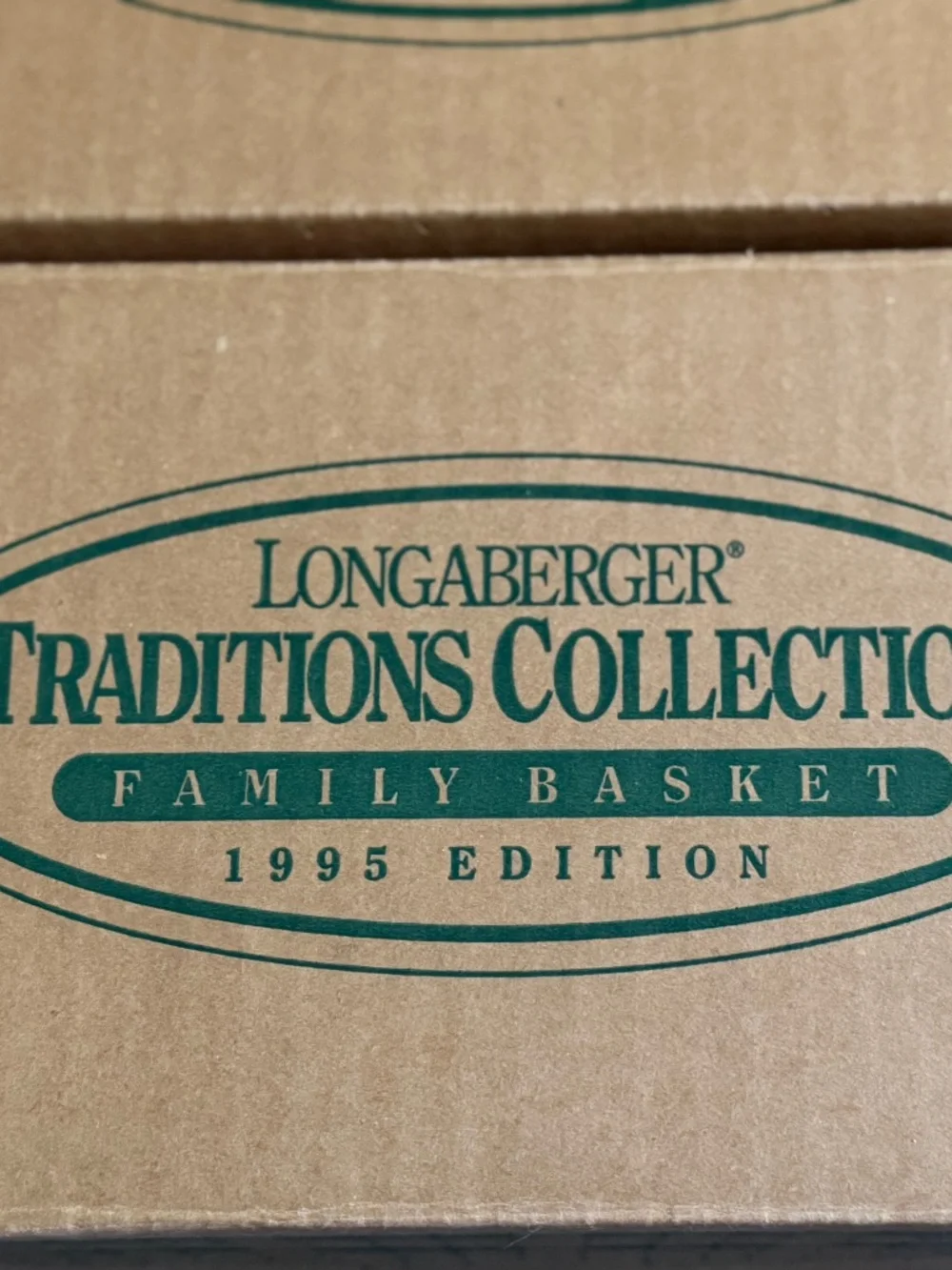 Longaberger Traditions Collections Family Basket 1995 with Protector/NIB